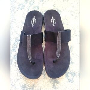 Merrell Thong Sandals Size 10